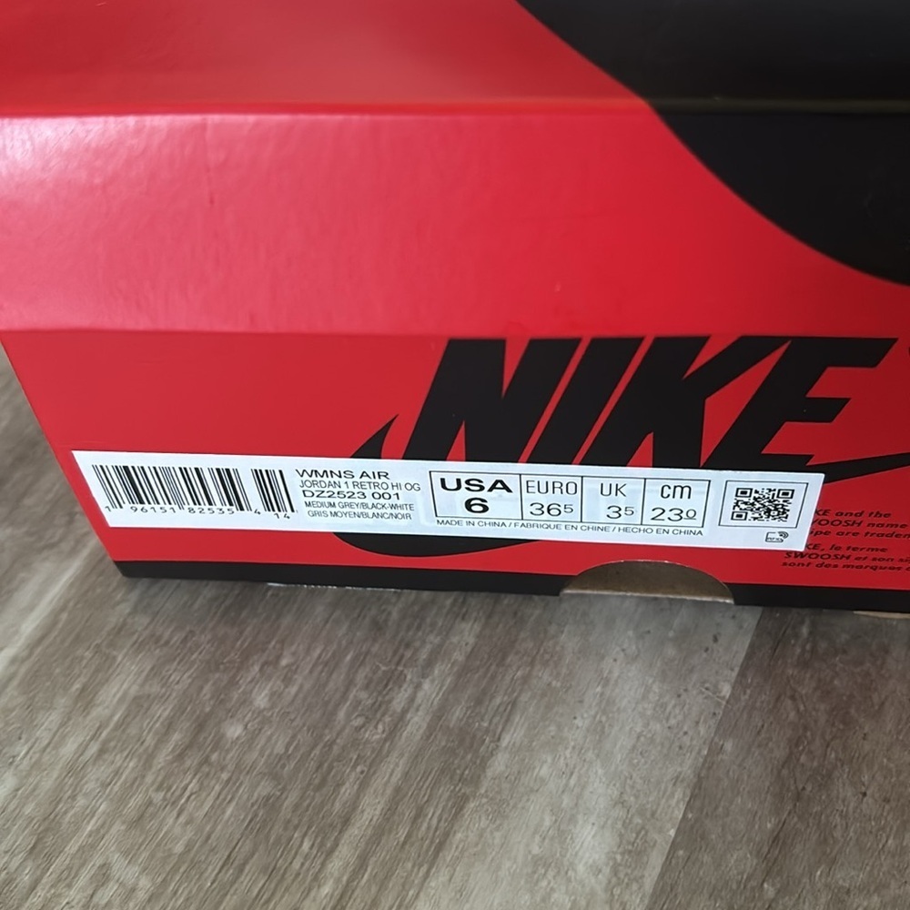 Women’s Jordan 1 retro high OG Twist 2.0 sneakers - Picture 5 of 5